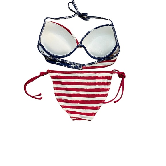 Stars & Stripes bikini in good condition! Top XL and bottom Sm. Exhilaration - Picture 4 of 7